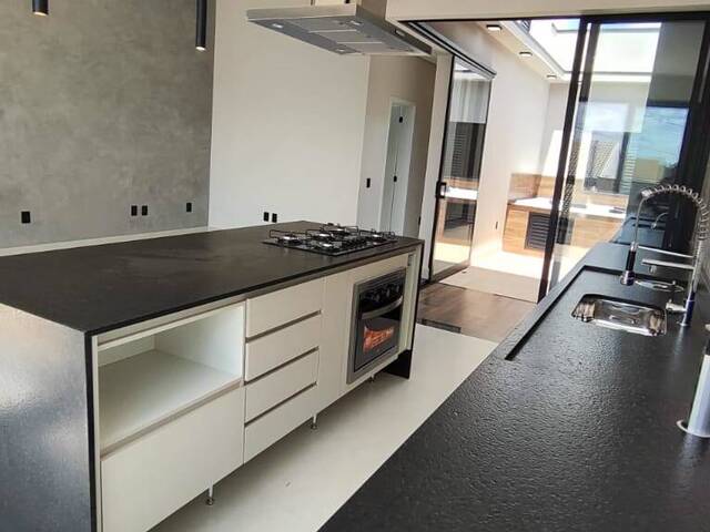 #CA77 S-TA - Casa para Venda em Bragança Paulista - SP