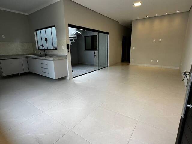 Casa para Venda em Bragança Paulista - 2