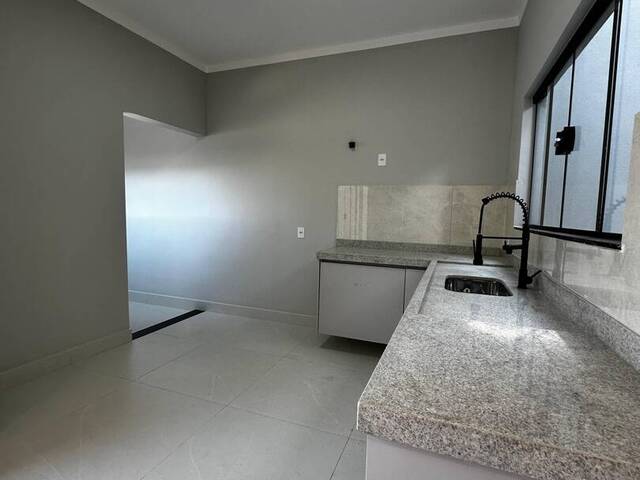 Casa para Venda em Bragança Paulista - 3