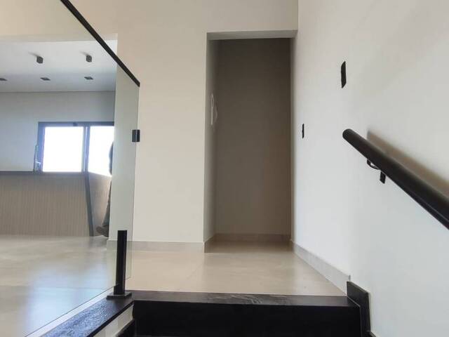 Casa para Venda em Bragança Paulista - 4
