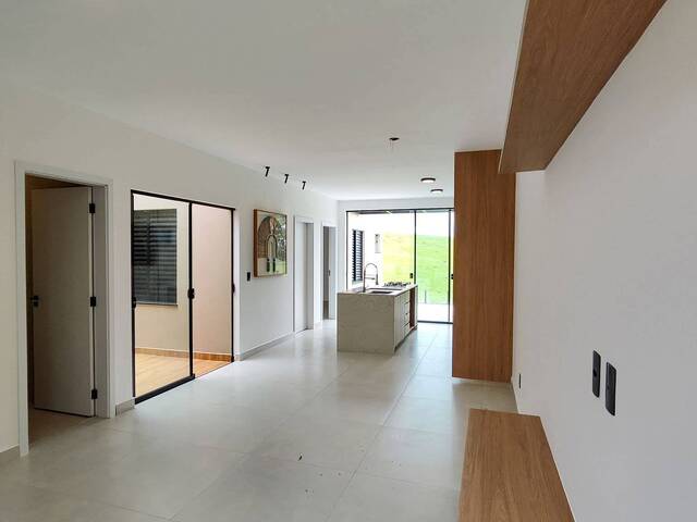 Casa para Venda em Bragança Paulista - 4