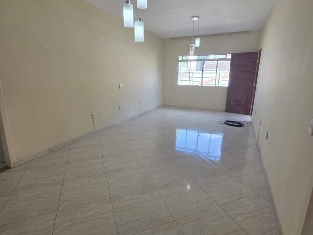 Casa para Venda em Bragança Paulista - 3