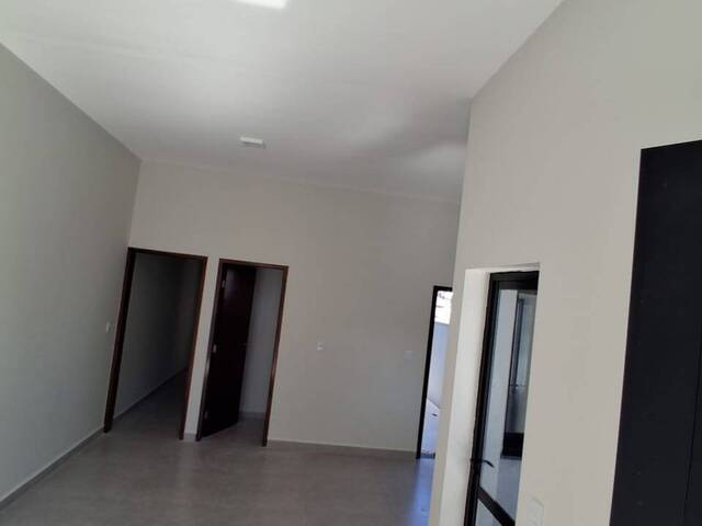 Casa para Venda em Bragança Paulista - 4